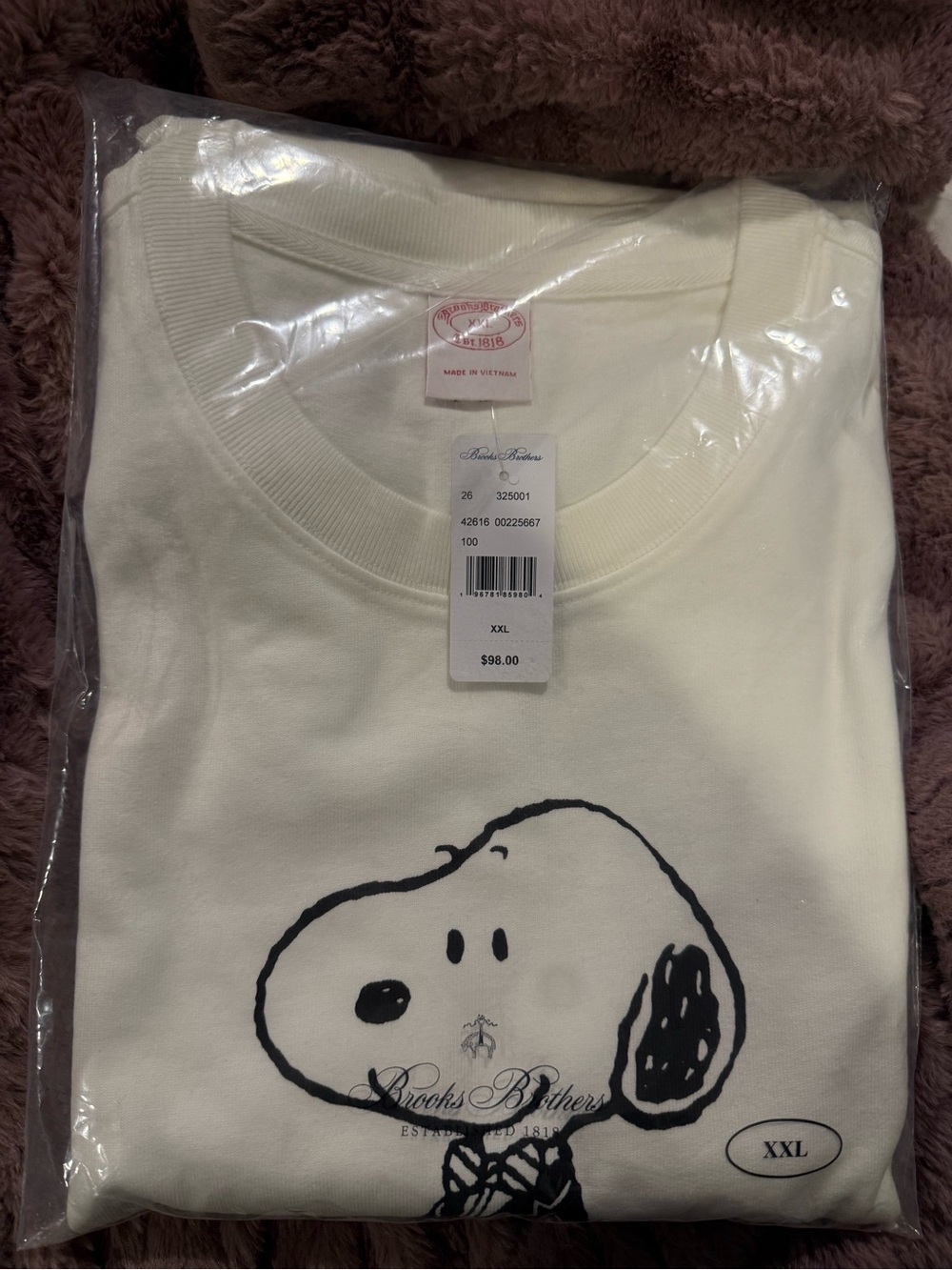 NWT Brooks Brothers X PEANUTS Cotton Graphic Snoopy Tee Shirt